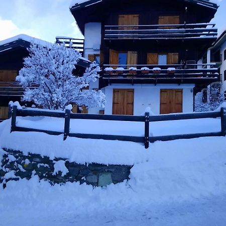 Cervinia-Valt Sport & Relax House Appartement Valtournenche Buitenkant foto