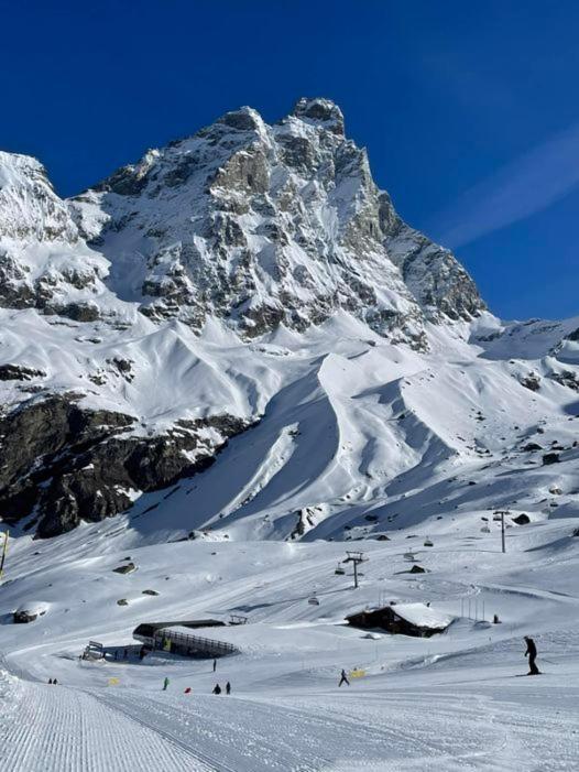 Cervinia-Valt Sport & Relax House Appartement Valtournenche Buitenkant foto